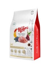 Natura LowGrain Indoor Hairball Cat Food with Chicken & Blueberry 2kg